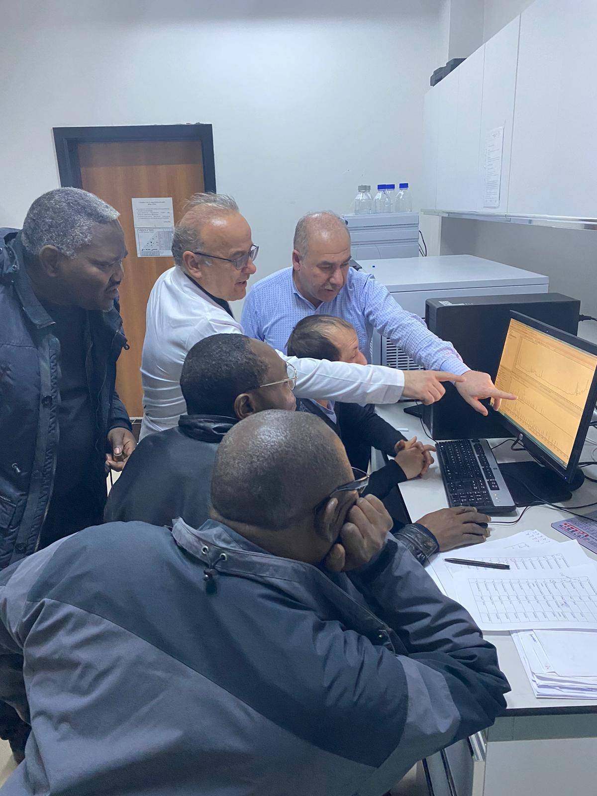 Kamerun ve Cezayir’den Gelen Bilim İnsanlarının Laboratuvarımızda Yoğun Mesaisi