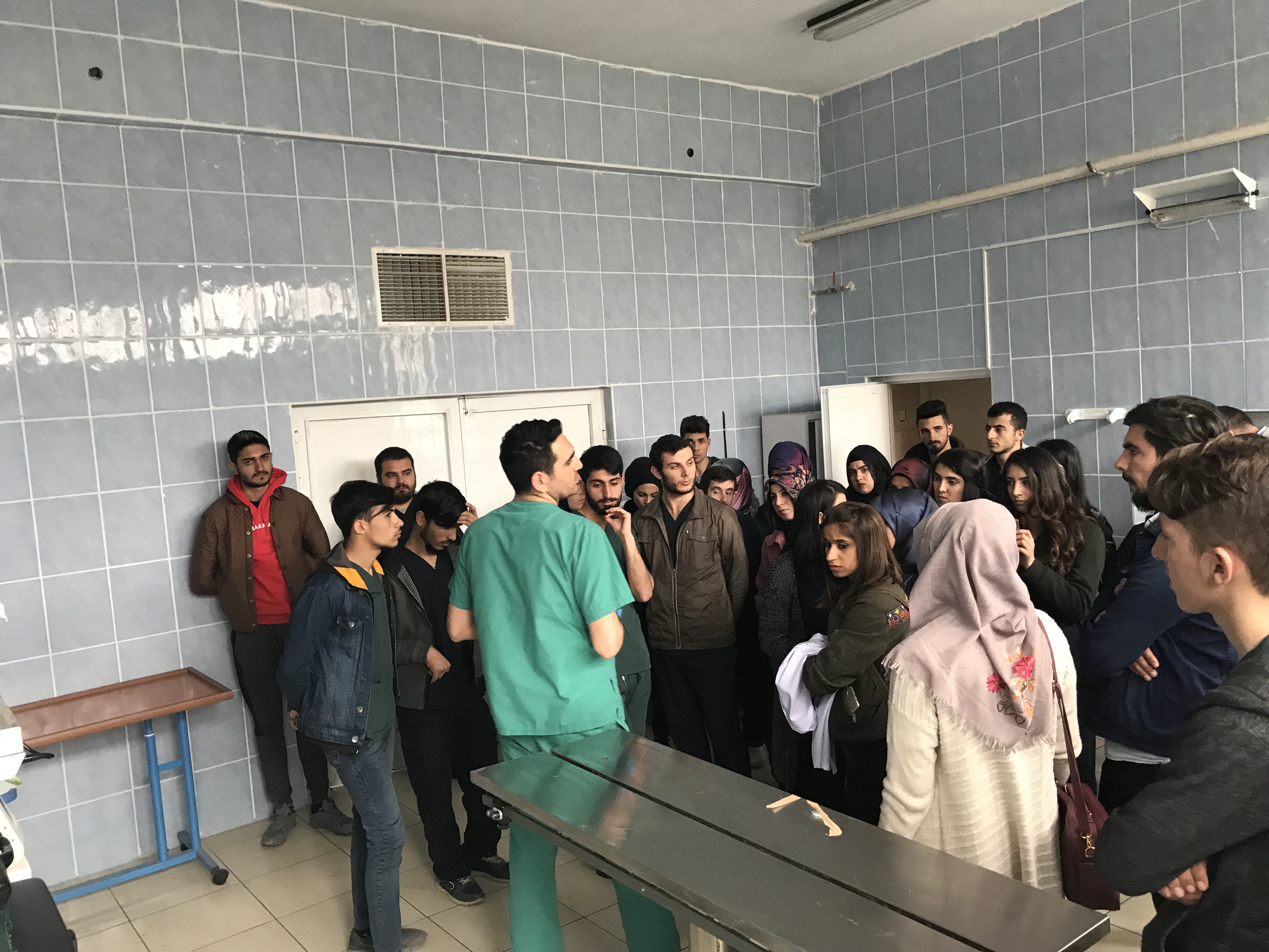 Tuzluca MYO Öğrencilerinden, Kafkas Üniversitesi Veteriner Fakültesine Teknik Gezi
